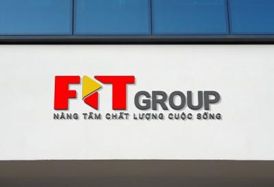 FIT sang tay cổ phần giữa 2 công ty con?