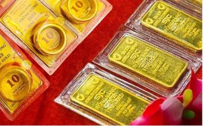 Giá vàng SJC tăng 2,6 triệu đồng, tỷ giá USD giữ ổn định ngày cuối tuần