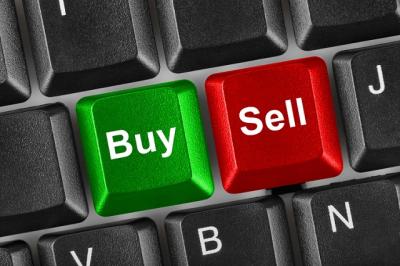 Lãnh đạo mua bán cổ phiếu: Giao dịch nhỏ giọt 