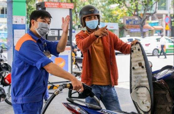 Năm 2022, Việt Nam chi gần 9 tỷ USD nhập khẩu xăng dầu