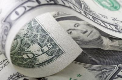 Giá USD lùi bước