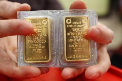 Bốn ngân hàng và Công ty SJC đều bán vàng trực tuyến
