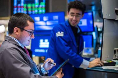 S&P 500 tăng 5 phiên liên tiếp và vọt hơn 5% trong tuần qua