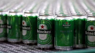 Chủ hãng bia Heineken và Tiger hạ dự báo lợi nhuận vì kinh tế Việt Nam giảm tốc