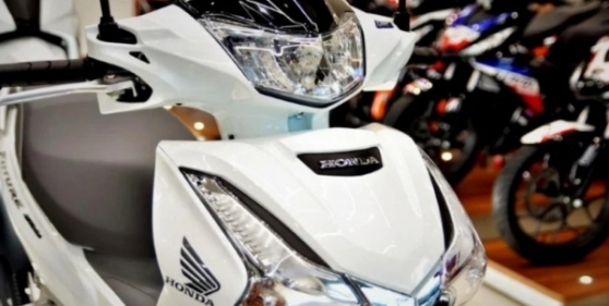 Mẫu xe máy "ăn" xăng ít nhất nhà Honda bất ngờ "hạ nhiệt" dịp Tết: Mua ngay kẻo lỡ!