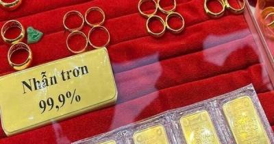 Giá bật tăng, chênh lệch vàng nhẫn và SJC nới rộng
