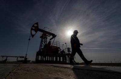 Dầu rớt xuống thấp nhất trong nhiều tháng khi OPEC+ sắp tăng sản lượng
