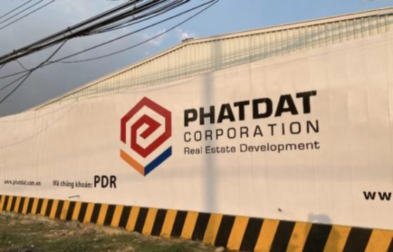PDR giảm sàn vì MAS bán giải chấp “nhầm” 5,3 triệu cổ phiếu của Chủ tịch Phát Đạt?