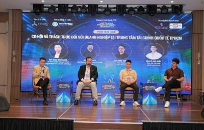 Trung tâm tài chính quốc tế TPHCM cần chiến lược đột phá để thu hẹp khoảng cách với Singapore và Hồng Kông