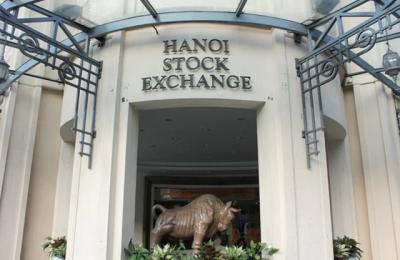 Thanh khoản HNX tăng 38% trong tháng 4