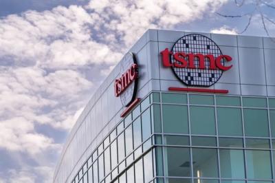 Thế giới lên cơn sốt AI, TSMC cán mốc vốn hóa 1,000 tỷ USD