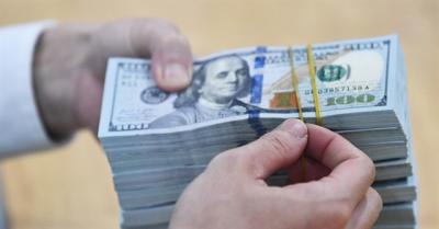 Giá USD ngân hàng và tự do đồng loạt giảm