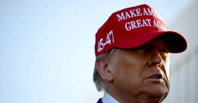 Trump lại dọa áp thuế với EU, lên kế hoạch điện đàm với Canada và Mexico