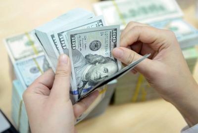 Giá USD tự do và ngân hàng cùng tăng mạnh