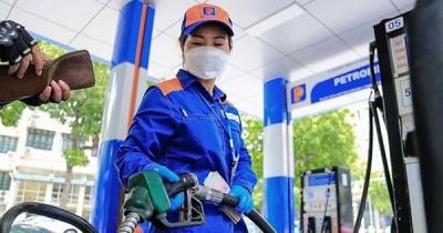 Bộ trưởng Tài chính nói lý do xăng phải ’gánh’ hai loại thuế, phí