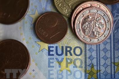 Kinh tế Eurozone đình trệ, đồng euro giảm về gần mốc 1 USD