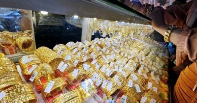 Giá vàng nhẫn tăng vọt, vàng miếng SJC ổn định