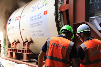 Phó Chủ tịch FCN đăng ký bán khi giá cổ phiếu vọt tăng