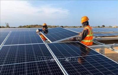 Bộ Công Thương lý giải về đề xuất tiếp tục phát triển gần 2.430 MW điện mặt trời