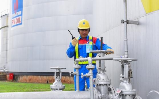 Giá xăng dầu nhập khẩu tiến dần về mặt bằng giá trước khi khủng hoảng Nga - Ukraine xảy ra