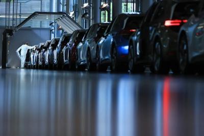 EU - Mỹ chạy nước rút đàm phán: Ngành ô tô châu Âu kỳ vọng giảm thuế xuất khẩu