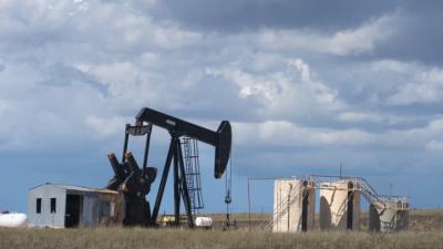 Dầu đi ngang chờ cuộc họp của OPEC+