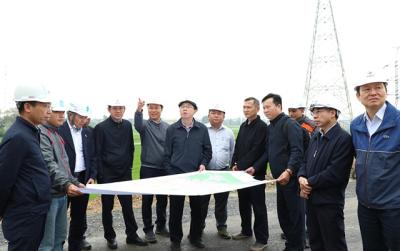 Phấn đấu đưa cụm dự án đường dây 220kV Tương Dương - Đô Lương - Nam Cấm về đích sớm