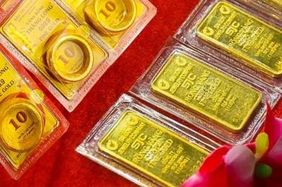 Có nên rút tiết kiệm "tất tay" vào vàng?