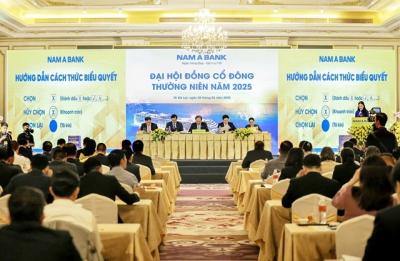 ĐHĐCĐ Nam A Bank: Vốn điều lệ 2025 tăng lên 18,000 tỷ, lãi trước thuế 5,000 tỷ đồng