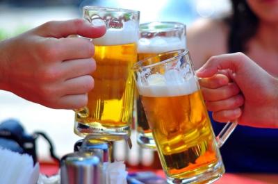 Bộ Tài chính đề xuất tăng thuế tiêu thụ đặc biệt đối với rượu, bia lên mức 100%