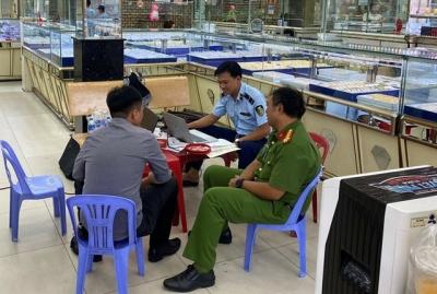 TPHCM thu giữ nhiều vàng, trang sức trị giá hơn 18 tỷ đồng