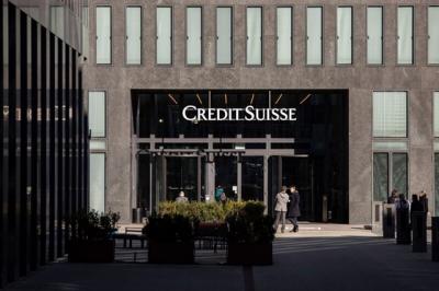 Bloomberg: Giới chức Thụy Sỹ thúc UBS mua lại Credit Suisse