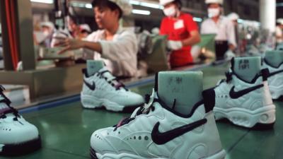 Nike, Under Armour và các hãng bán lẻ bị gián đoạn cung ứng vì dịch bệnh ở Việt Nam