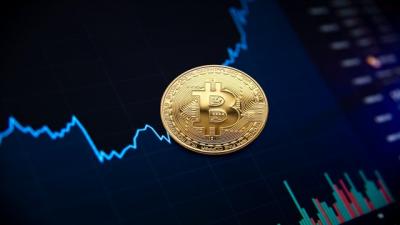 Bitcoin tiếp tục vượt mốc 42,000 USD dù thị trường chứng khoán, vàng giảm mạnh