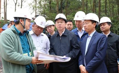 Gấp rút hoàn thành trạm biến áp Vũng Áng 