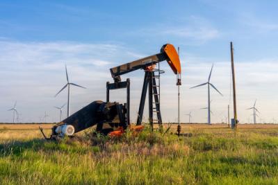 Dầu WTI xuống mức thấp nhất từ đầu năm đến nay