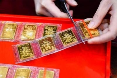 Giá vàng nhẫn và thương hiệu SJC giữ ổn định, tỷ giá trung tâm tăng 16 đồng
