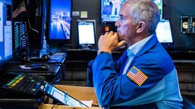 Dow Jones tương lai tăng 200 điểm