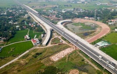 Chính phủ yêu cầu tập trung thực hiện 6 nhiệm vụ trọng tâm xây dựng các công trình trọng điểm quốc gia
