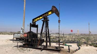 Dầu WTI sụt hơn 3% trước khả năng nguồn cung tăng vào tháng 10