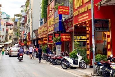 Giá vàng 'chợ đen' gần 80 triệu đồng/lượng mua vào, khách bị nghi ngờ