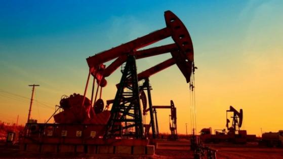 Chuyên gia: Giá dầu có thể lập đỉnh 110 USD/thùng vào năm 2023