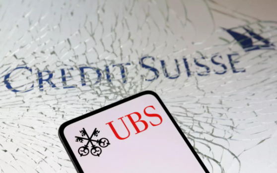 UBS thiệt hại khoảng 17 tỷ USD trong vụ giải cứu Credit Suisse