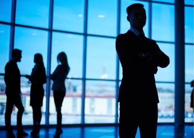 Lãnh đạo mua bán cổ phiếu: Hai quỹ lớn muốn thoái vốn tại KDH và OPC