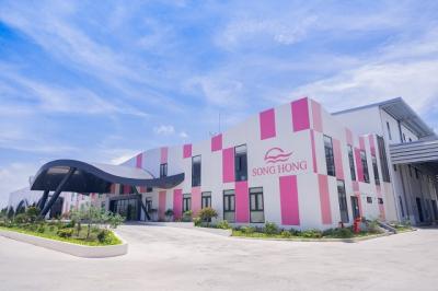 Lãnh đạo May Sông Hồng muốn rút sạch vốn sau khi cổ phiếu lập đỉnh