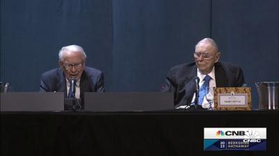 Warren Buffett: Sẵn sàng can thiệp nếu hệ thống ngân hàng Mỹ bị đình trệ