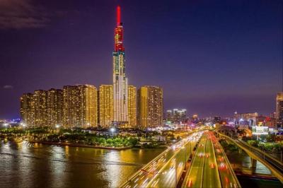 Việt Nam cần một chiến lược chuyển đổi toàn diện trước nguy cơ thương chiến