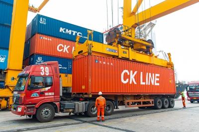 Kinh tế Việt Nam qua góc nhìn quốc tế: Triển vọng vững từ nền tảng ổn định