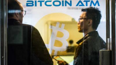 Trung Quốc cấm tiền ảo, người giữ Bitcoin gấp rút tìm cách bảo vệ tài sản