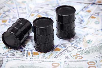 Dầu giảm hơn 2 USD/thùng do lo ngại về động thái của Fed